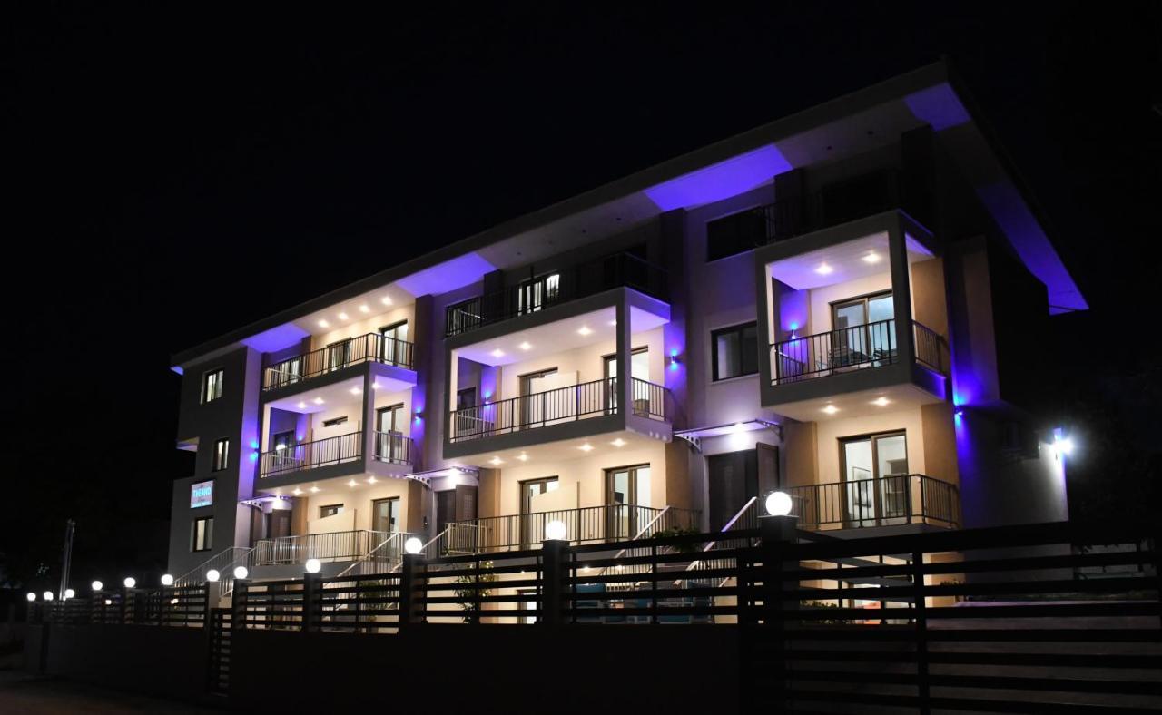 Theano Luxury Suites Nikiti Extérieur photo