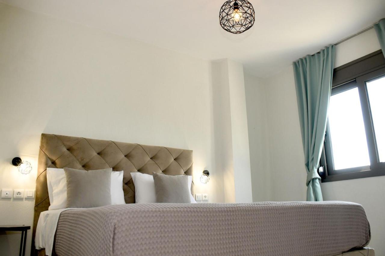 Theano Luxury Suites Nikiti Extérieur photo
