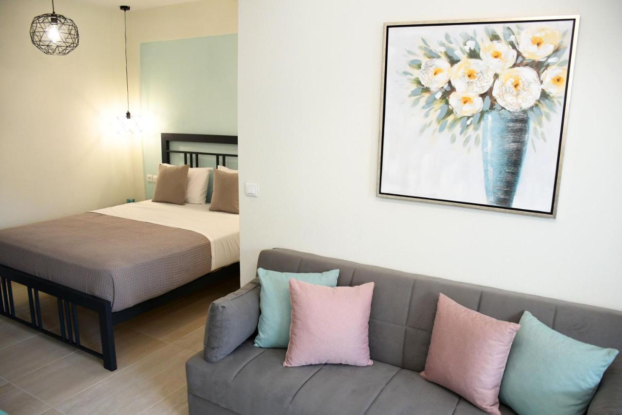 Theano Luxury Suites Nikiti Extérieur photo