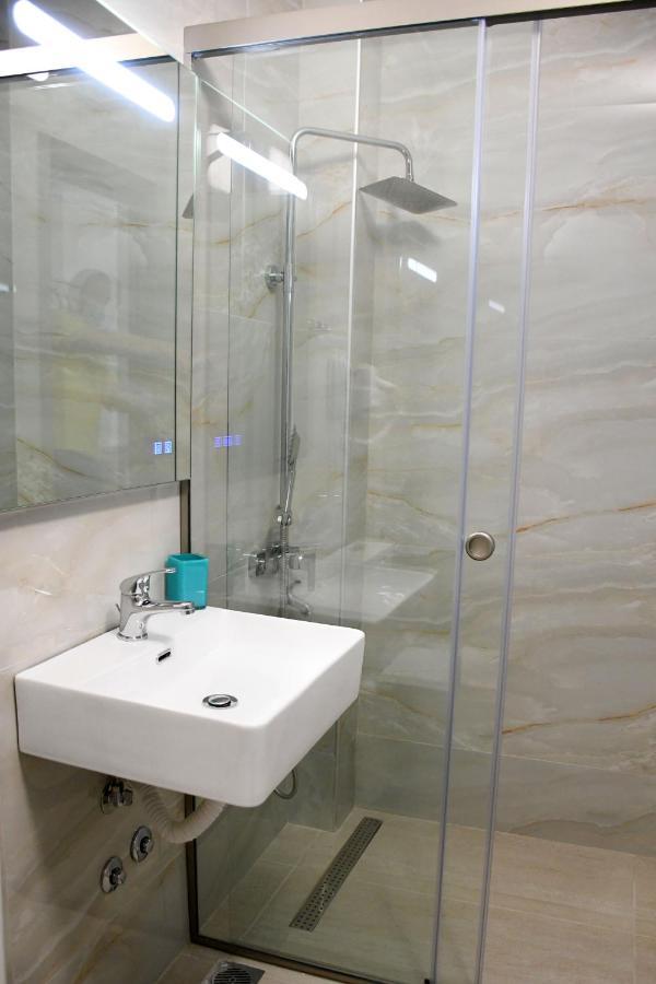 Theano Luxury Suites Nikiti Extérieur photo