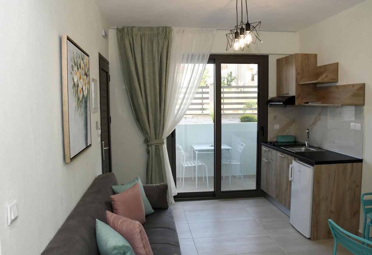 Theano Luxury Suites Nikiti Extérieur photo
