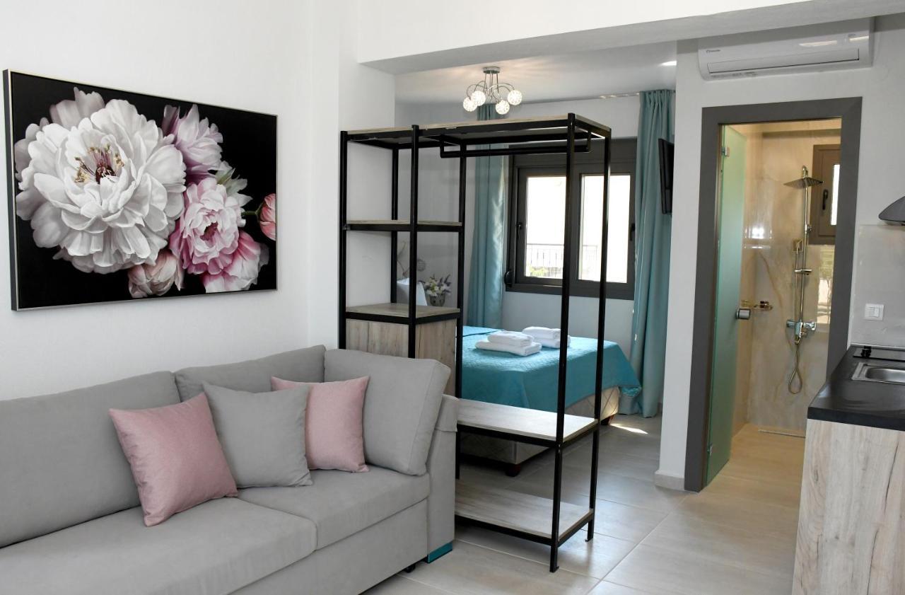 Theano Luxury Suites Nikiti Extérieur photo