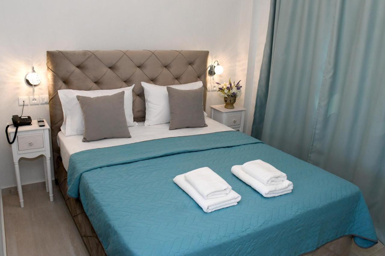 Theano Luxury Suites Nikiti Extérieur photo